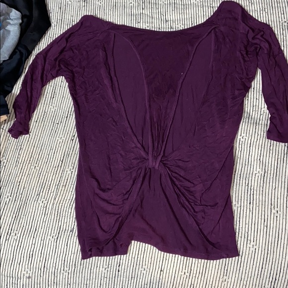 Buckle 3/4 length shirt - Picture 2 of 3